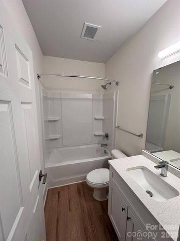 3515 Markland Drive 104, Charlotte, NC 28208