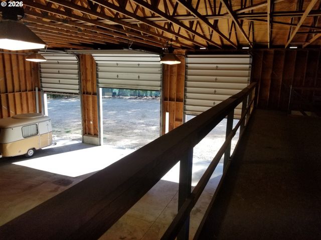 1441 W MAIN St, Molalla, OR 97038