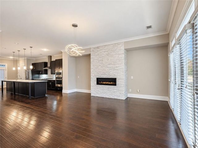 1374 Doublegate Drive, Atlanta, GA 30319