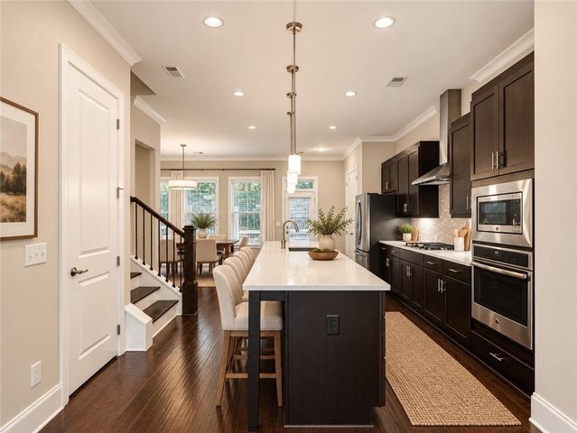 1374 Doublegate Drive, Atlanta, GA 30319