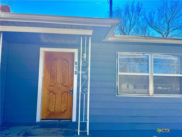 910 Leonhard Street, Copperas Cove, TX 76522