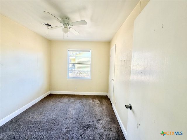 910 Leonhard Street, Copperas Cove, TX 76522