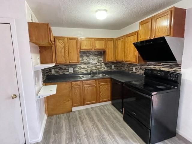 3882 Parklane Drive, Clarkston, GA 30021