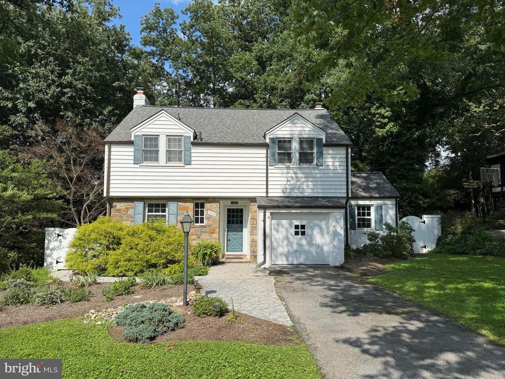 9709 W BEXHILL DR, Kensington, MD 20895