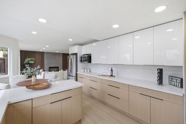 587 Chardonnay Drive, Fremont, CA 94539