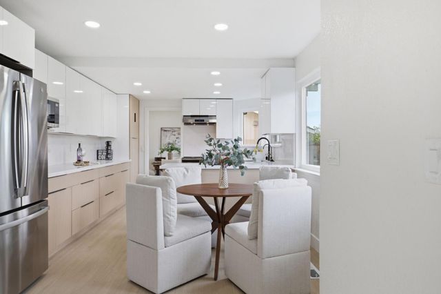 587 Chardonnay Drive, Fremont, CA 94539