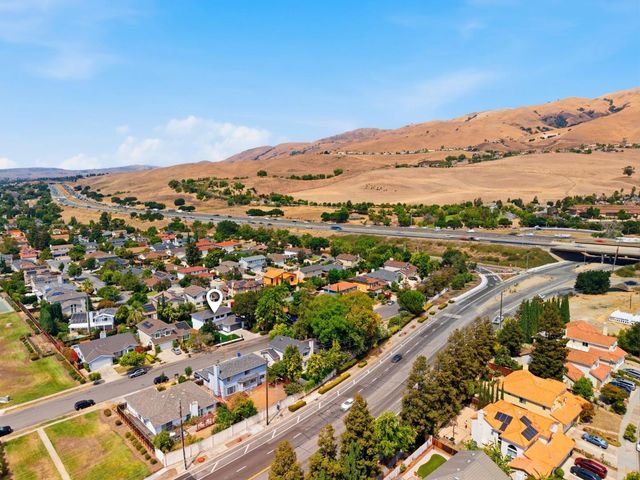587 Chardonnay Drive, Fremont, CA 94539