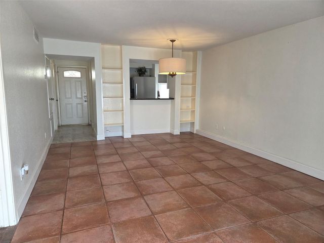 10075 Westpark Drive 40, Houston, TX 77042