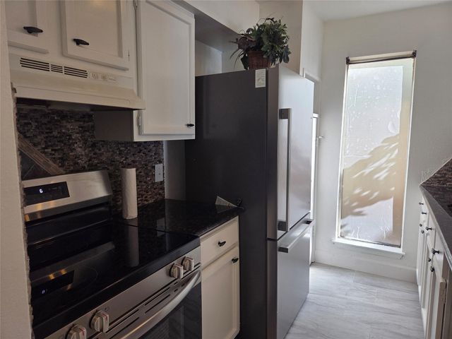 10075 Westpark Drive 40, Houston, TX 77042