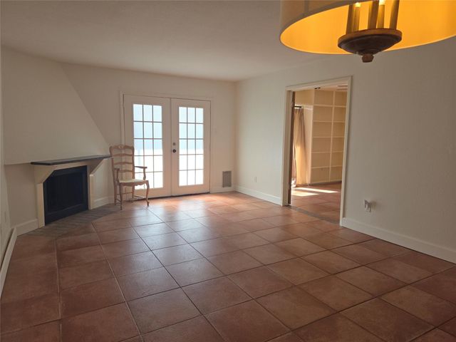 10075 Westpark Drive 40, Houston, TX 77042