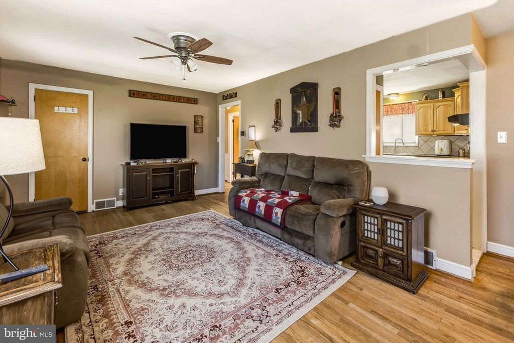 292 HAMILTON AVE, PENNSVILLE, NJ 08070 — photo 5