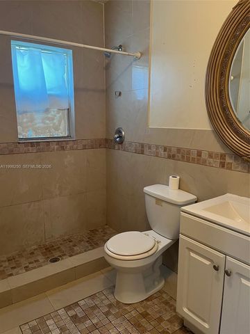 538 W 1st St, Riviera Beach, FL 33404
