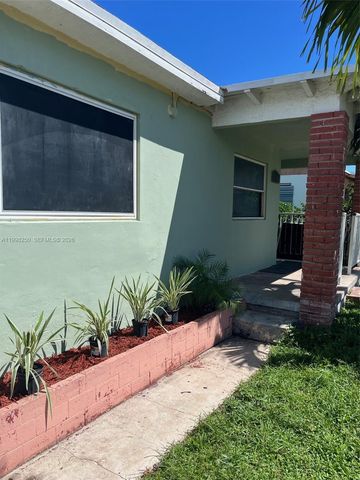 538 W 1st St, Riviera Beach, FL 33404