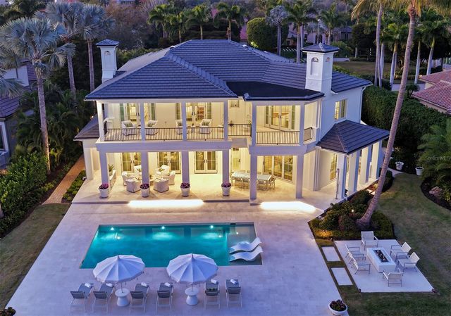 70 LIGHTHOUSE POINT DRIVE, Longboat Key, FL 34228