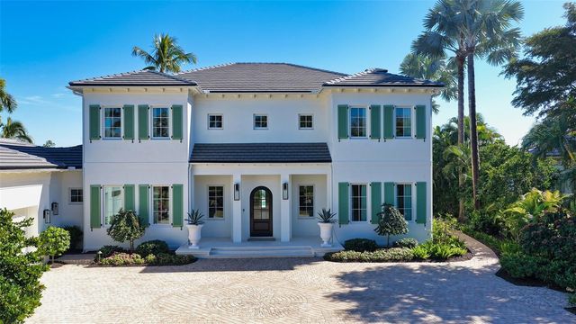 70 LIGHTHOUSE POINT DRIVE, Longboat Key, FL 34228