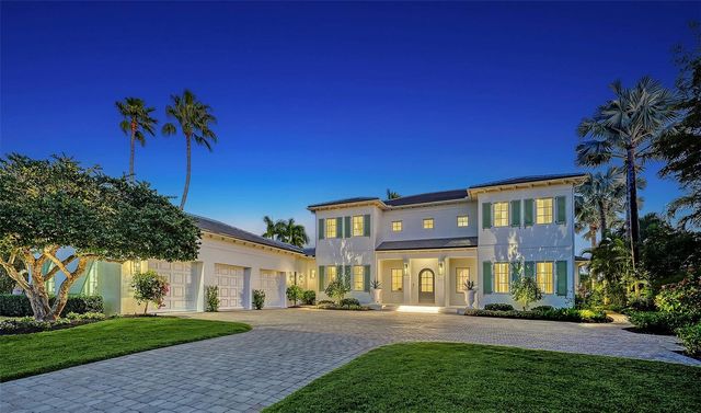70 LIGHTHOUSE POINT DRIVE, Longboat Key, FL 34228