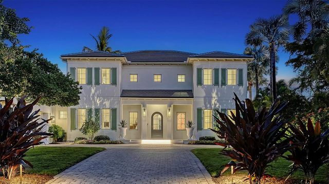 70 LIGHTHOUSE POINT DRIVE, Longboat Key, FL 34228