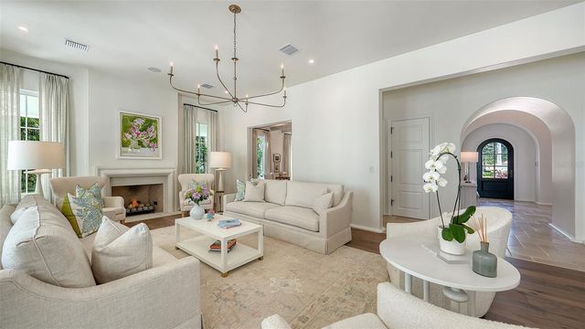 70 LIGHTHOUSE POINT DRIVE, Longboat Key, FL 34228