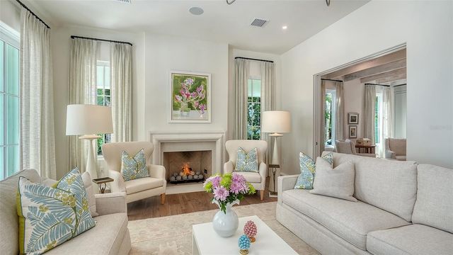 70 LIGHTHOUSE POINT DRIVE, Longboat Key, FL 34228