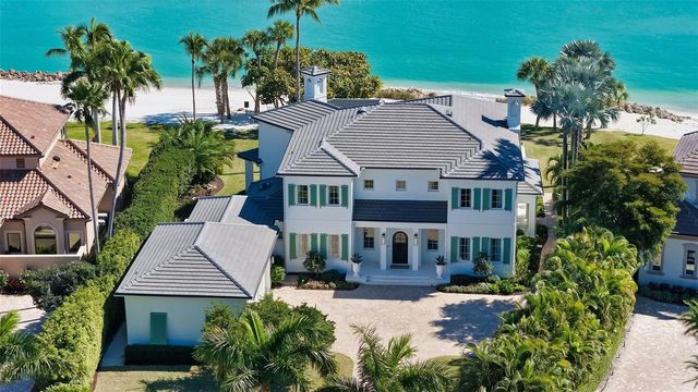 70 LIGHTHOUSE POINT DRIVE, Longboat Key, FL 34228