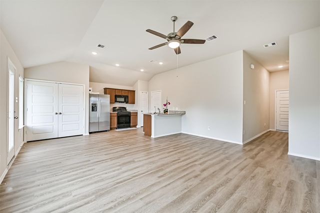 1197 Cavalry Junction Drive, Alvin, TX 77511