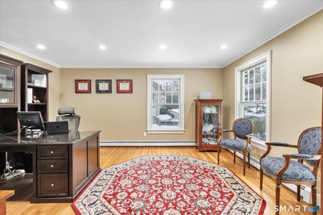 10 Doe Hollow Drive, Trumbull, CT 06611