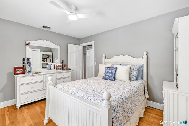 10 Doe Hollow Drive, Trumbull, CT 06611