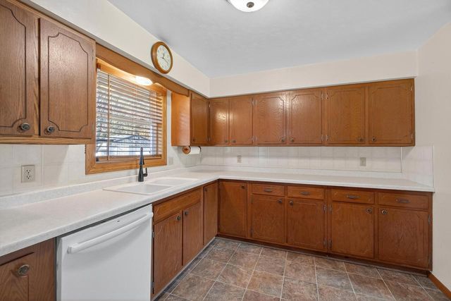 7750 DEER LANE, Wisconsin Rapids, WI 54494