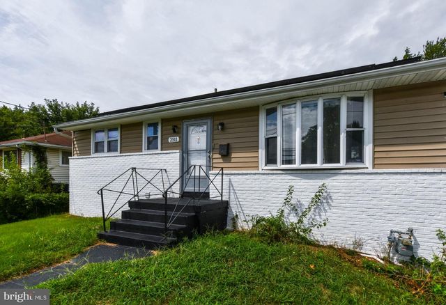 2511 SENATOR AVE, District Heights, MD 20747