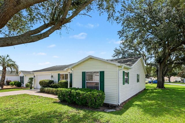 1501 LAS PACOS COURT, The Villages, FL 32162
