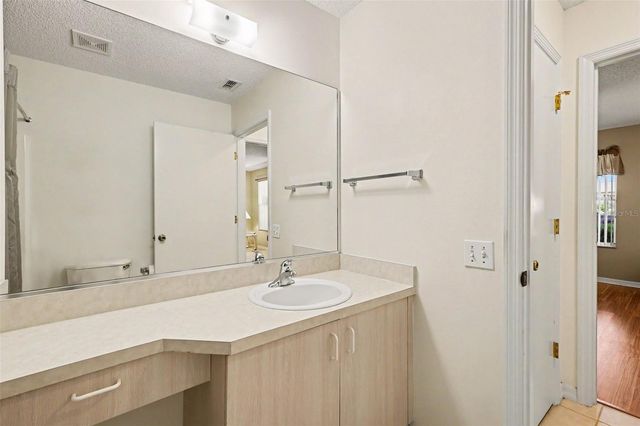 1501 LAS PACOS COURT, The Villages, FL 32162