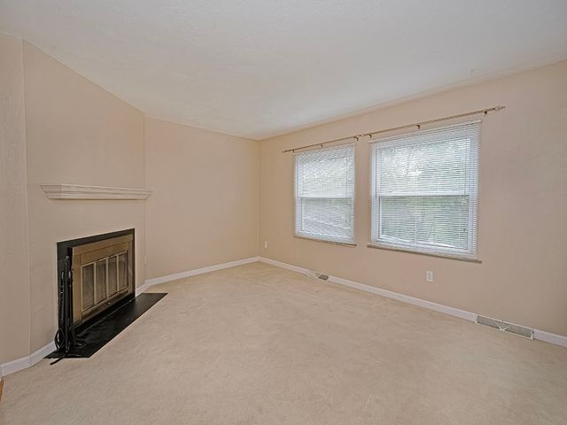 3252 Camberly DRIVE, Hampton, PA 15044