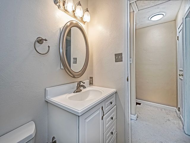 3252 Camberly DRIVE, Hampton, PA 15044