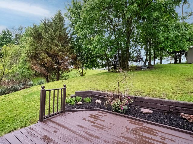 3252 Camberly DRIVE, Hampton, PA 15044