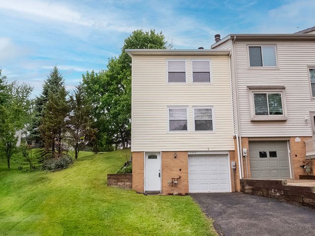 3252 Camberly DRIVE, Hampton, PA 15044