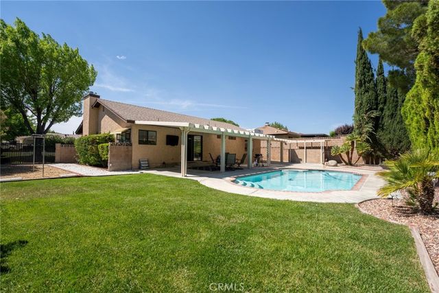 2505 W Avenue K4, Lancaster, CA 93536