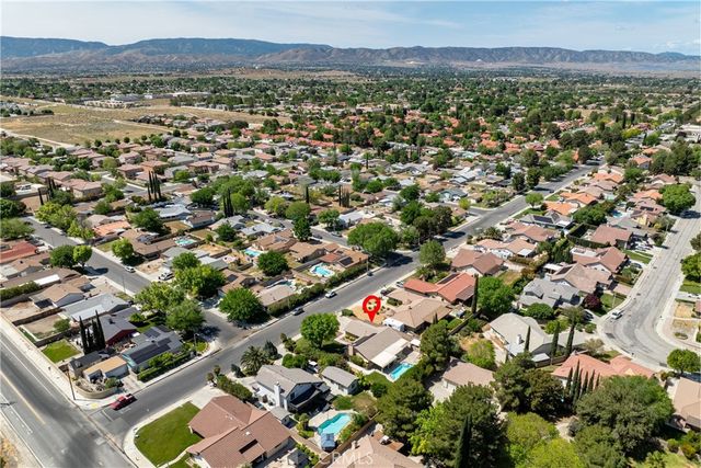 2505 W Avenue K4, Lancaster, CA 93536