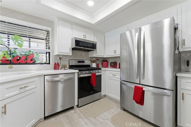 2505 W Avenue K4, Lancaster, CA 93536