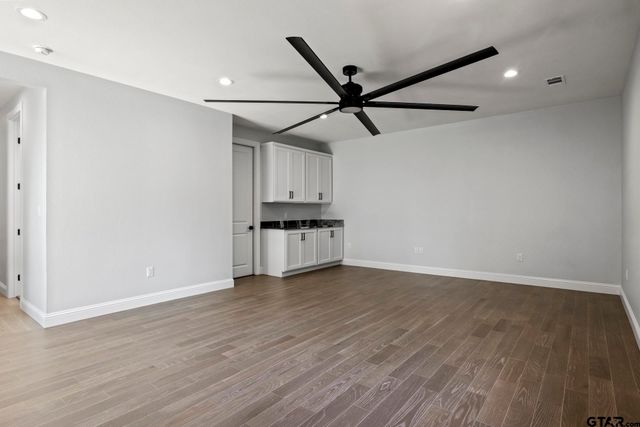 1013 County Road 4420, Mt Pleasant, TX 75455