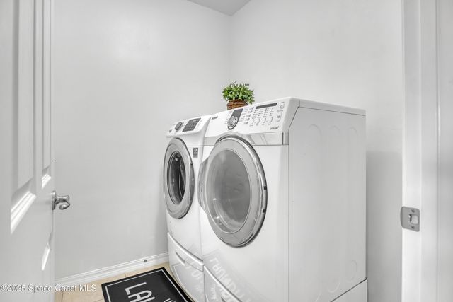 1121 Morgan Circle NE, Palm Bay, FL 32905