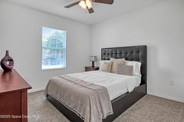 1121 Morgan Circle NE, Palm Bay, FL 32905