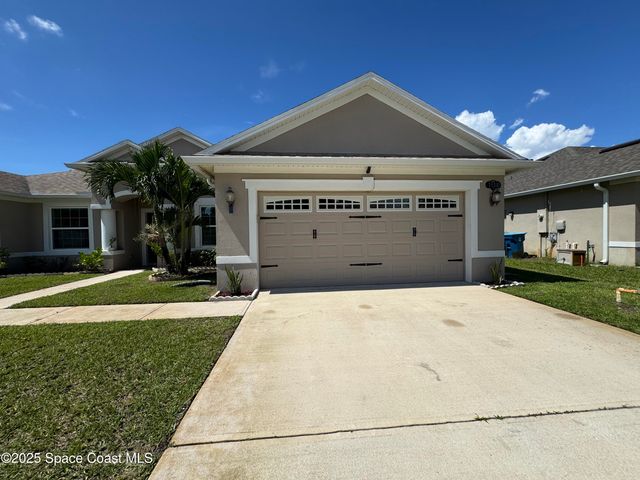 1121 Morgan Circle NE, Palm Bay, FL 32905