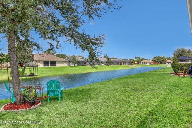 1121 Morgan Circle NE, Palm Bay, FL 32905