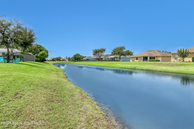 1121 Morgan Circle NE, Palm Bay, FL 32905