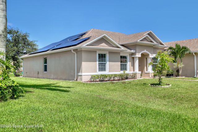 1121 Morgan Circle NE, Palm Bay, FL 32905