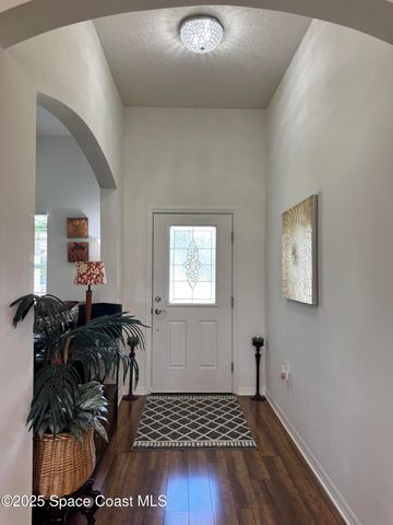 1121 Morgan Circle NE, Palm Bay, FL 32905