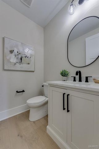 2632 Salem, Brentwood, MO 63144