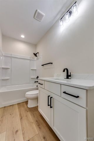 2632 Salem, Brentwood, MO 63144