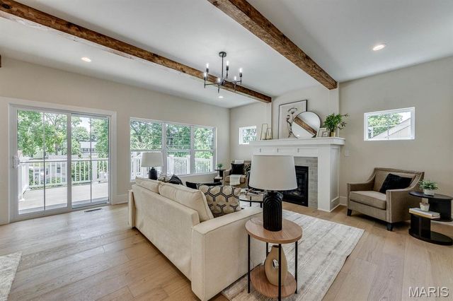 2632 Salem, Brentwood, MO 63144