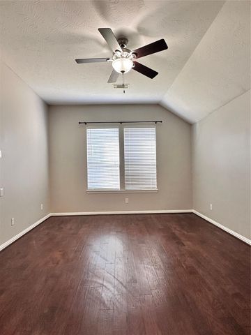 18507 S Raven Shore Drive, Cypress, TX 77433